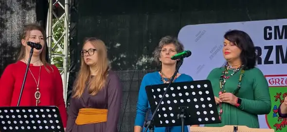 Barwicki zespół „Ej, w lesie” zachwycił podczas Dni Grzmiącej