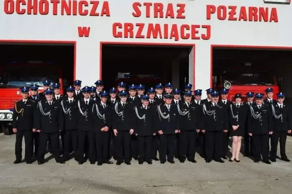 Ćwiczenia kryzysowe w Gminie Grzmiąca: współpraca służb i edukacja obronna w praktyce